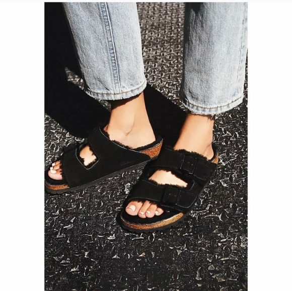 Birkenstock Arizona Shearling Sandals in Black Suede Size 38